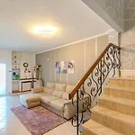 Stairs To Happiness Сasa de vacaciones Albufeira